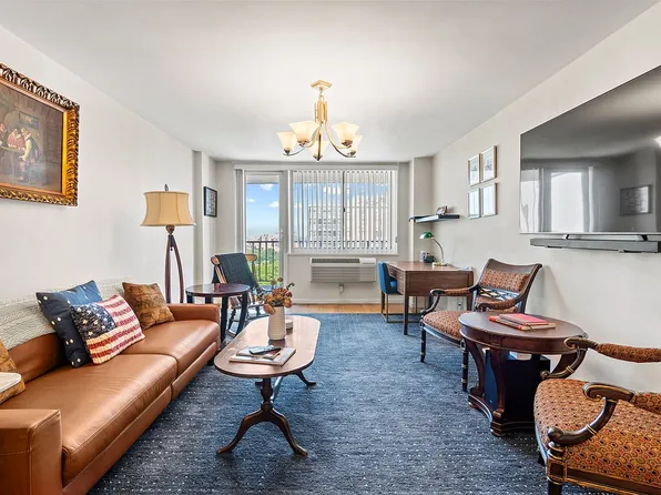 118-18 18th Un #19G, Kew Gardens, NY 11415