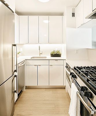 5th image of 520 2nd Ave APT 13A