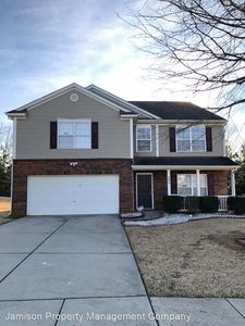 4632 Larkhaven Village Dr, Charlotte, NC, 28215