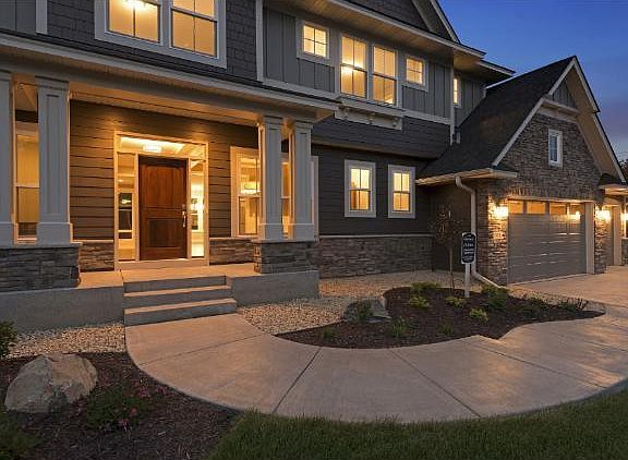 3rd image of 3010 S Owasso Blvd