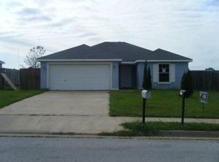 2010 S M St, Rogers, AR 72758