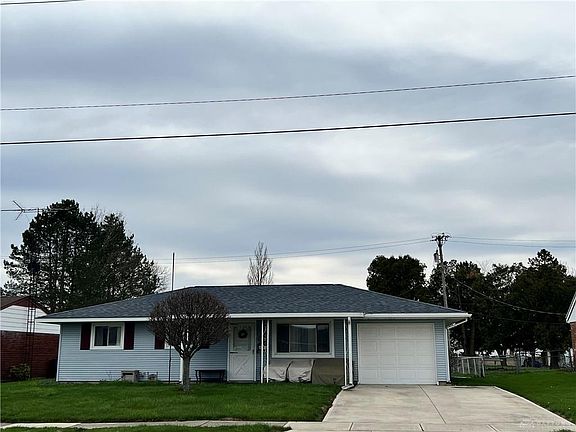2nd image of 622 S Sunset Dr