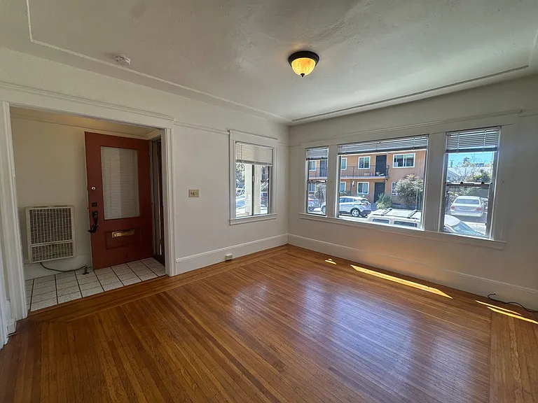 3818 Opal Street — Photo 8