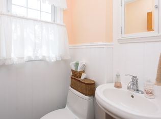 1489 Lexington Ln, Wayne, PA 19087