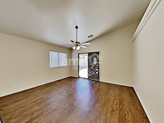5th image of 16043 W Vogel Ave