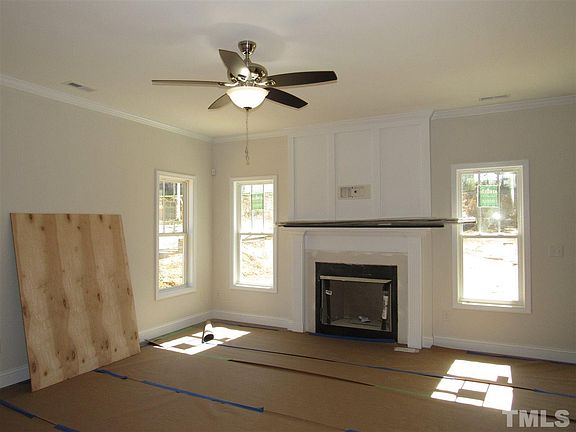 3rd image of 359 Neuse Landing Dr