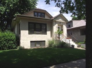 248 E Quincy St, Riverside, IL 60546