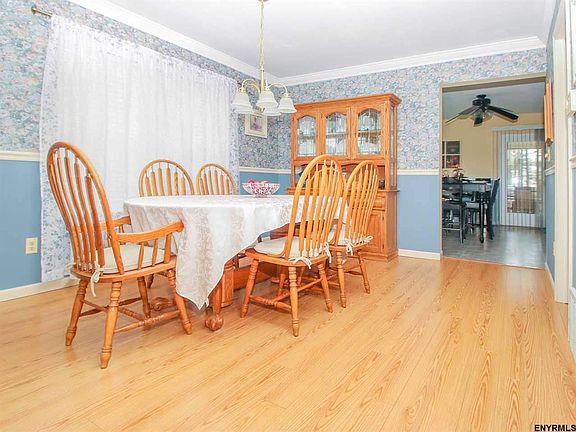 4th image of 112 Goldfinch Ln