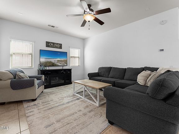 4th image of 2146 W LE MARCHE Avenue