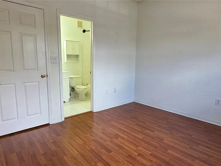 5670 NW 116th Ave #220 — Photo 11