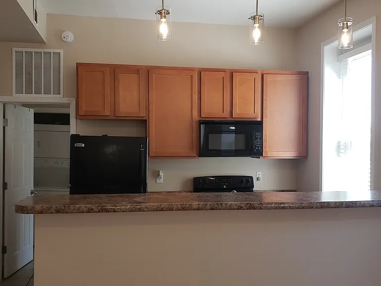 2519 S 11th St #2F — Photo 1