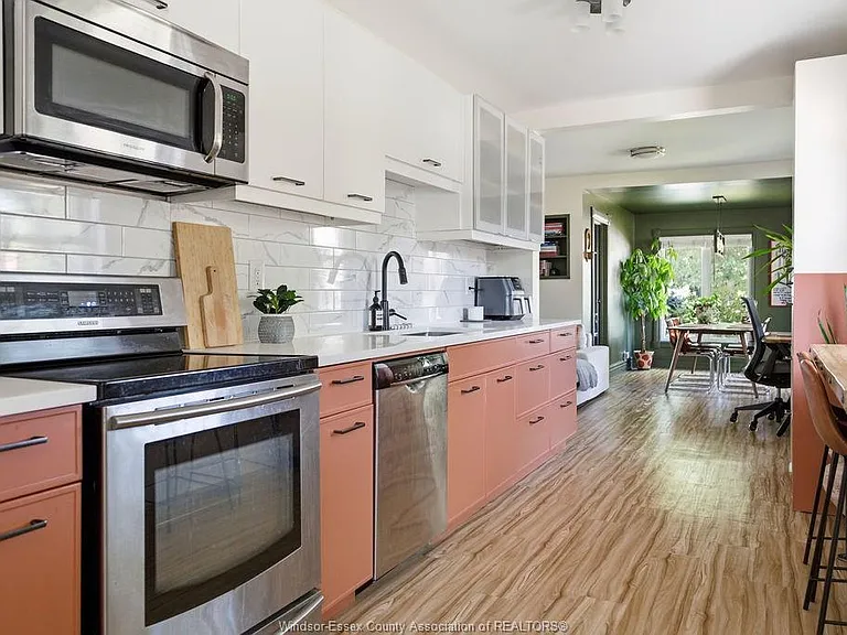 395 Brighton Rd — Photo 4