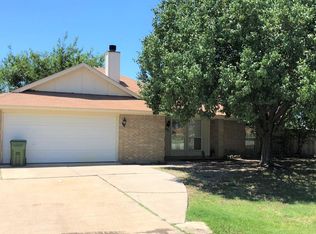 301 Richy Rd, Roanoke, TX 76262