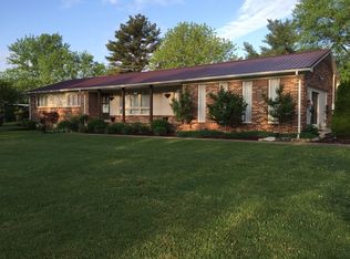 903 Mead Dr, Shelbyville, TN 37160