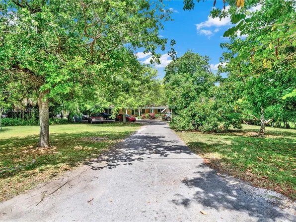 221 NW 12th St, Homestead, FL 33030