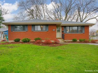 1705 Cherry Ct, Wheaton, IL 60187