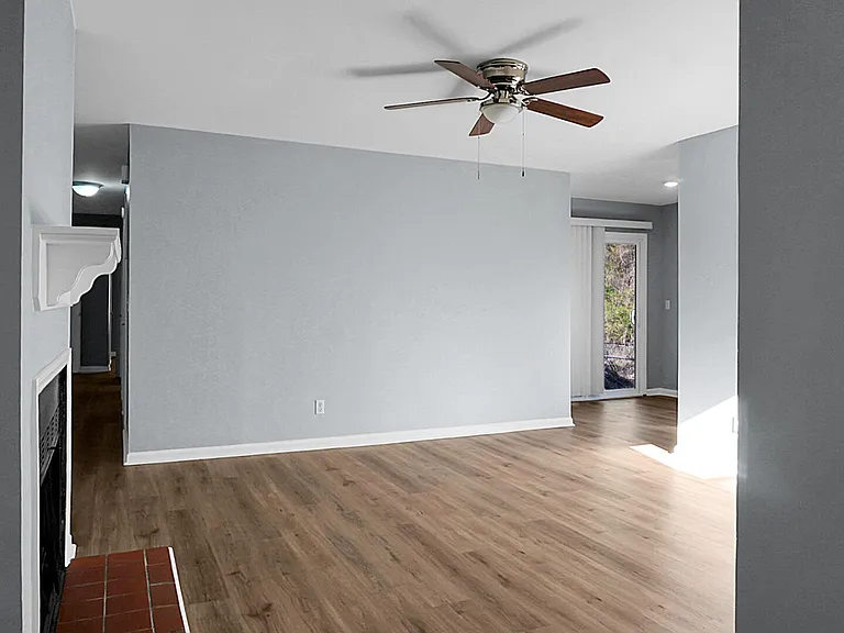 158 Hummingbird Ave #B — Photo 7