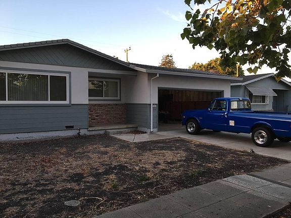 5th image of 913 Coachella Ave