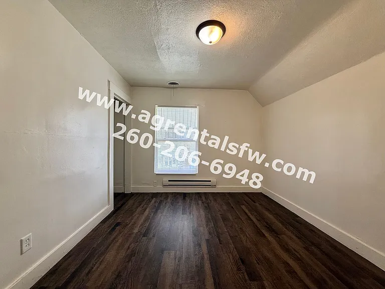 3113 S Harrison St — Photo 5