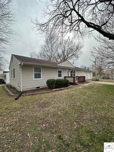 1509 Honeysuckle Rd, Sedalia, MO, 65301