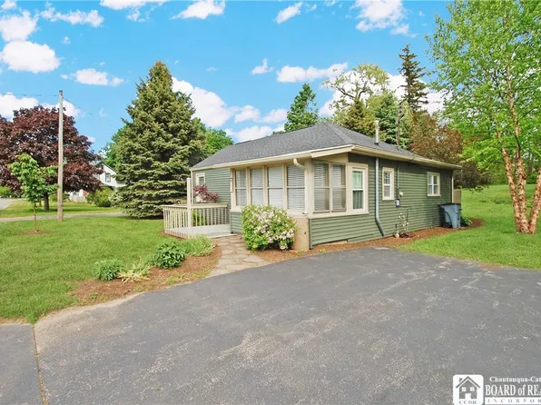 178 W Main St, Westfield, NY 14787