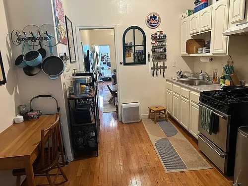 1134 Willoughby Ave #2B Photo 1