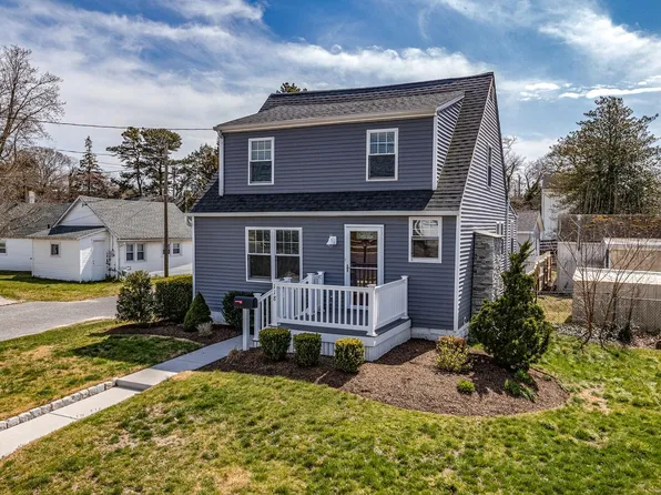 118 Rhode Island Ave, Somers Point, NJ 08244