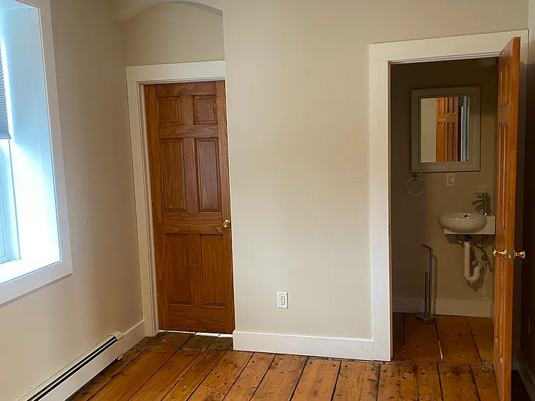2B Brattle St #2B — Photo 7