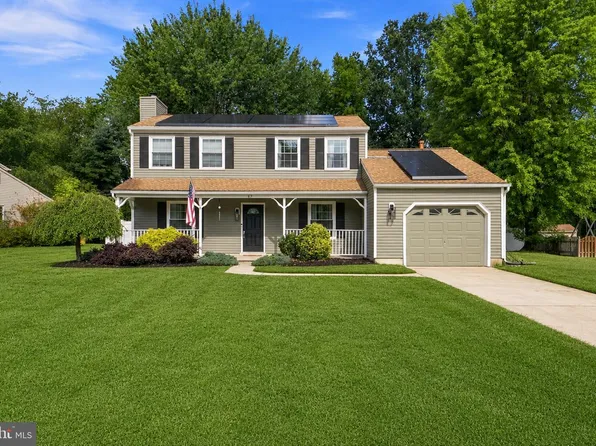 17 Sequoia Ct, Voorhees, NJ 08043