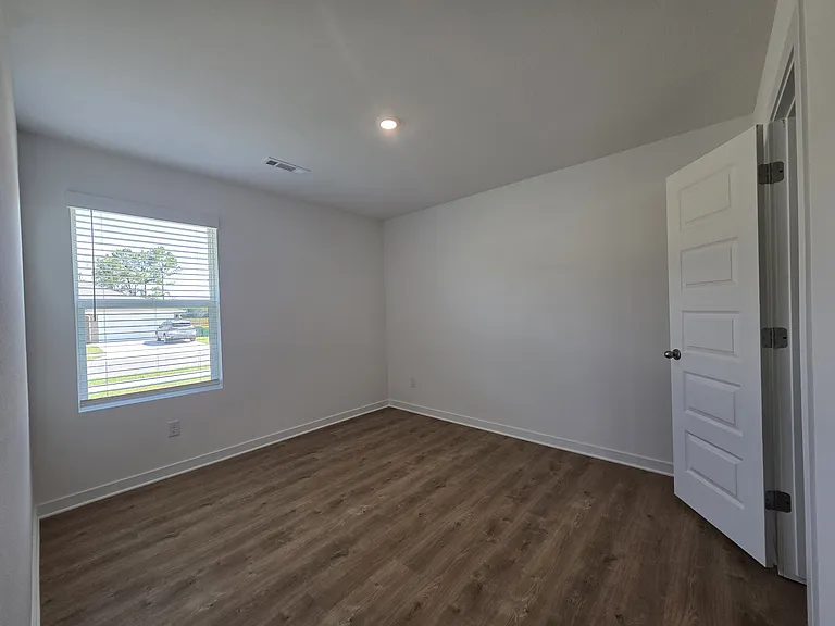 579 Colorado St — Photo 11