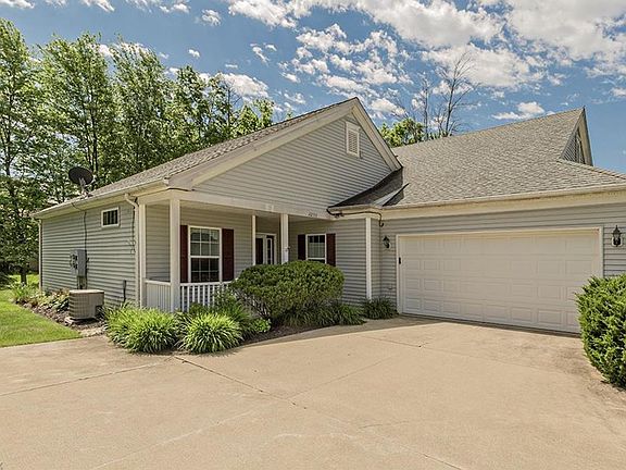 2nd image of 10551 Crossings Dr