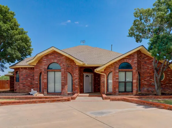 2037 Buffalo Dr, Levelland, TX 79336