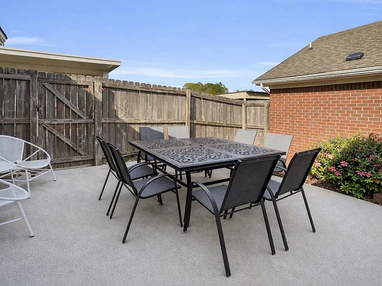 Ware Hill Dr — Photo 30