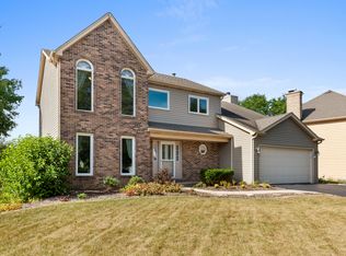 2533 Millington Ln, Aurora, IL