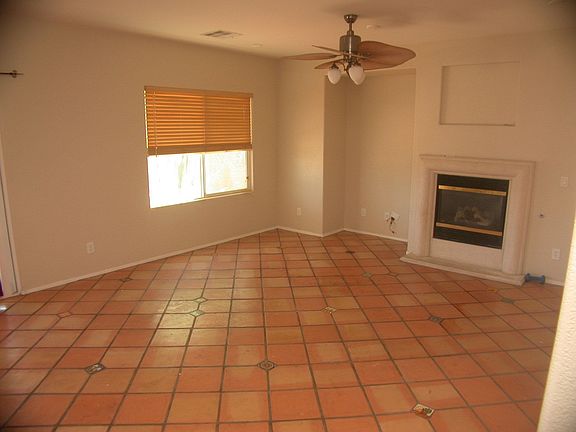 4th image of 8140 Loma Del Ray St