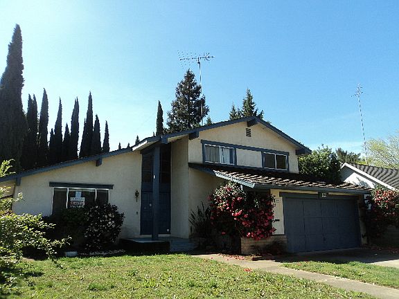 2nd image of 122 Lido Cir
