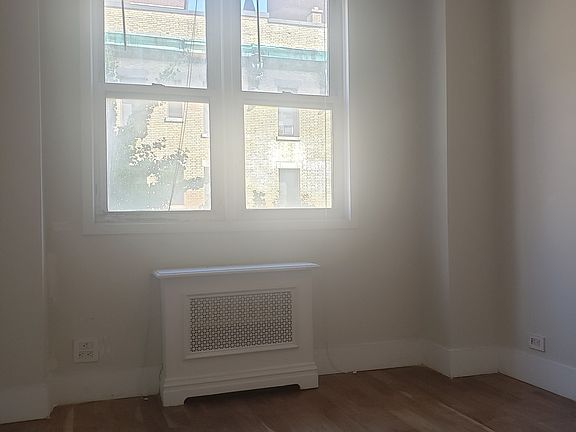 3rd image of 200 E 30th St APT 5H