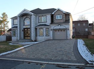 11 Hamilton Ave, Edison, NJ 08820