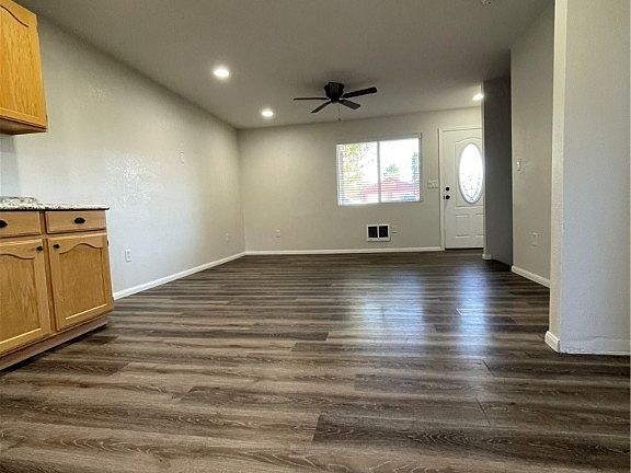 4th image of 711 Avenue H