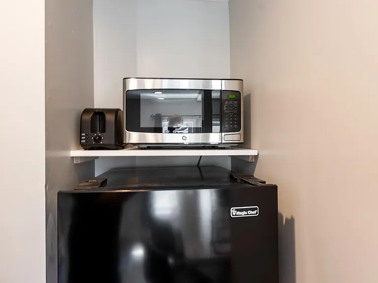 278 Euclid St #2 — Photo 25