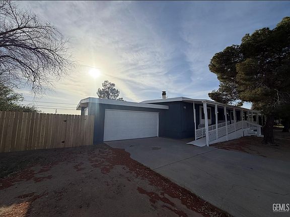 2nd image of 1310 S Mahan St