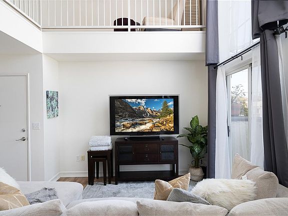 3rd image of 1854 Euclid St APT 203