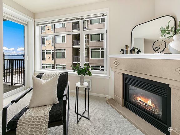 4th image of 2801 1st Avenue #702