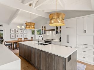 980 Pacific Dr, Delta, BC V4M 2K4