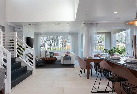 3rd image of 807 Senegal Way