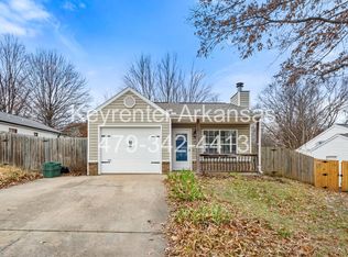 3168 W Woodfield Way, Fayetteville, AR 72704