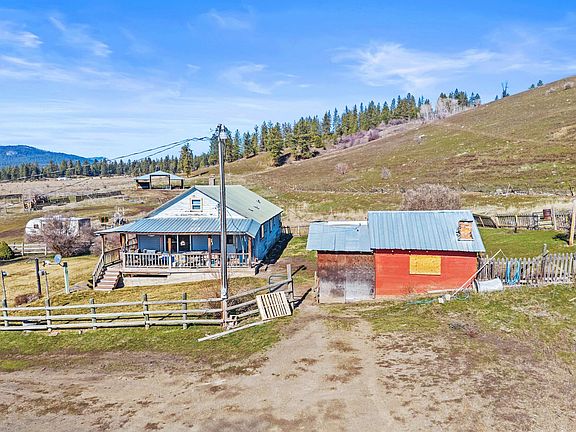 3rd image of 3031 Hall Creek Rd