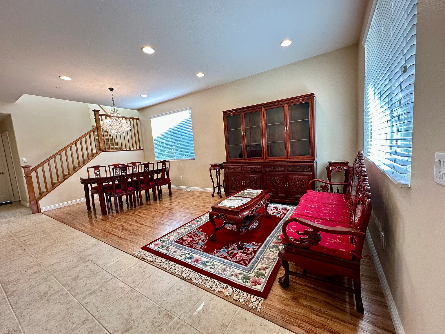 4 bed, 2575 sqft, $7,000 — Photo 3