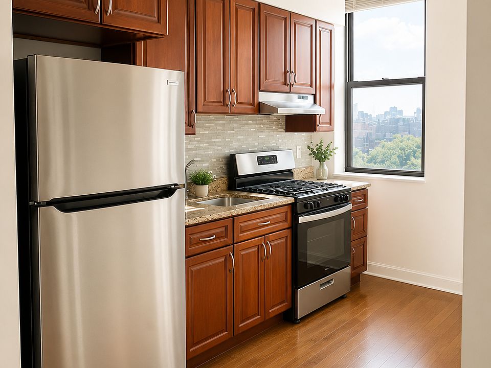 1st image of 504 Seneca Ave