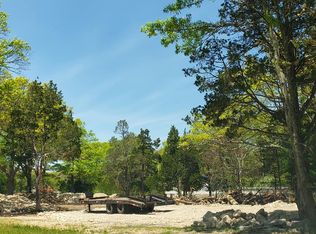 1 Andersen Ct, Westerly, RI 02891